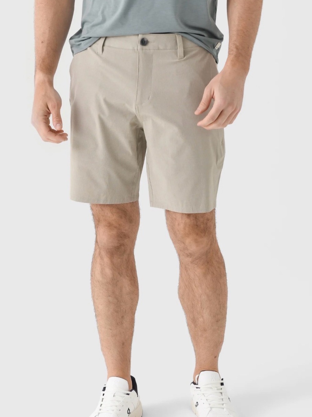 Vuori AIM Shorts V368 Mens 34 Stretch Performance Flat Front Khaki Athletic Golf